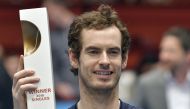 Winner Andy Murray of Great Britain (R) poses after the final match against Jo-Wilfried Tsonga of France at the ATP Erste Bank Open Tennis tournament in Vienna, on October 30, 2016. (AFP / APA / HANS PUNZ)