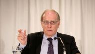 FILE PHOTO: Richard McLaren who was appointed by the World Anti-Doping Agency to head an independent investigative team presents his report in Toronto, July 18, 2016 (REUTERS / Peter Power) 