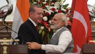 Turkish President Recep Tayyip Erdogan (L) and Indian Prime Minister Narendra Modi after an exchange of agreements during a joint press conference in New Delhi on May 1, 2017. Erdogan is on a two days state visit to India. AFP / Prakash Singh
