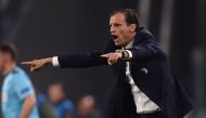 Juventus' coach from Italy Massimiliano Allegri reacts during the UEFA Champions League Group D football match Juventus vs Sporting CP at the Juventus stadium on October 17, 2017 in Turin. / AFP / Marco BERTORELLO
