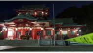 A policeman stands guard in front of Tokyo's Tomioka Hachiman shrine after three people died in an apparent murder-suicide on December 8. Kyodo/via Reuters 