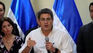 Honduras President and National Party candidate Juan Orlando Hernandez addresses the media at the Presidential House in Tegucigalpa, Honduras December 6, 2017. REUTERS/Jorge Cabrera.
