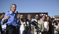 New York mayor Bill de Blasio speaks to a crowd of people at the Tornillo Port of Entry near El Paso, Texas, June 21, 2018 during a protest rally by several American mayors against the US administration's family separation policy.  AFP / Brendan Smialowsk