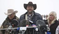 FILE PHOTO: Ammon Bundy addresses the media at the Malheur National Wildlife Refuge near Burns, Oregon, January 5, 2016. Reuter/ Jim Urquhart