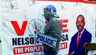 Riot police arrive at a press conference due to be addressed by opposition Movement for Democratic Change (MDC) leader Nelson Chamisa, ordering journalist out of the venue in Harare, Zimbabwe, August 3, 2018. Reuters/Mike Hutchings
