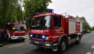 The frire brigade work on August 24, 2018 during a forest fire near Klausdorf, northeastern Germany. A large forest fire raging 50 kilometres (30 miles) southwest of Berlin continued to sprea after hundreds of people were evacuated from their homes. AFP /