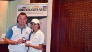 Nada Mir, winner of the Ladies Division, receiving her award from Doha Golf Club’s Golf Operations Manager, Jordan Massey.
