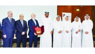 QC’s First Vice-Chairman Mohamed bin Ahmed bin Towar Al Kuwari with Syrian business delegation.