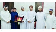 Qatar Chamber Chairman Sheikh Khalifa bin Jassim Al Thani (second left) and Qatar Chamber officials with the visiting Omani delegation