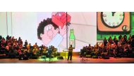 The 1980s Show included 55 musical and video presentations in which 80 musicians and singers participated at QNCC.
