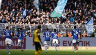 Schalke's Breel Embolo celebrates scoring their fourth goal with team mates REUTERS/Leon Kuegeler 