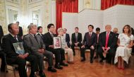  U.S. President Donald Trump and Japan's Prime Minister Shinzo Abe meet with family members of people abducted by North Korea, at Akasaka Palace in Tokyo, Japan May 27, 2019. REUTERS/Jonathan Ernst