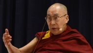 (FILES) In this file photo taken on December 12, 2018, exiled Tibetan spiritual leader the Dalai Lama addresses a seminar in Mumbai. AFP / Punit Paranjpe 