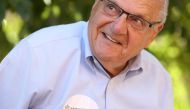 FILE PHOTO: Former Sheriff Joe Arpaio campaigns in his bid to become the Republican nominee for an open Senate seat in Wickenburg, Arizona, U.S. August 24, 2018. REUTERS/Conor Ralph/File Photo
