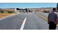 A view shows a bus carrying Chinese-speaking tourists after it crashed off a road near Bryce Canyon National Park in Utah, U.S., September 20, 2019. Utah Highway Patrol/Handout via REUTERS