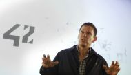 Peter Thiel, the Silicon Valley investor who co-founded PayPal, talks to students during his visi in Paris, February 24. 2016. Reuters / Jacky Naegelen