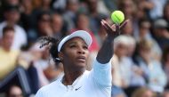 Serena Williams of the US serves against Camila Giorgi of Italy during their women's singles first round match during the Auckland Classic tennis tournament in Auckland on January 7, 2020. / AFP / MICHAEL BRADLEY