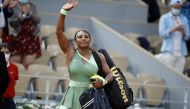 Tennis - French Open - Roland Garros, Paris, France - June 6, 2021 Serena Williams of the U.S. waves to the crowd after losing her fourth round match against Kazakhstan's Elena Rybakina REUTERS/Sarah Meyssonnier
