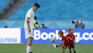 Soccer Football - Euro 2020 - Group E - Slovakia v Spain - La Cartuja Stadium, Seville, Spain - June 23, 2021 Spain's Alvaro Morata with his children on the pitch after the match Pool via REUTERS/Marcelo Del Pozo

