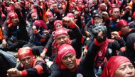 Members of Indonesian labour organizations protest against the government outside the Indonesian Parliament following raised subsidised fuel prices in Jakarta, Indonesia, September 6, 2022. REUTERS/Ajeng Dinar Ulfiana