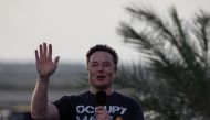 SpaceX Chief Engineer Elon Musk gestures during a joint news conference with T-Mobile CEO Mike Sievert at the SpaceX Starbase, in Brownsville, Texas, U.S., August 25, 2022. REUTERS/Adrees Latif/File Photo