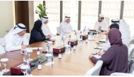Secretary-General of National Archives of Qatar Dr. Ahmed Abdullah Al Buainain with Editor-in-Chief of Al Sharq Jaber Al Harami,  Editor-in-Chief of Al Arab Faleh Hussein Al Hajri and other representatives of local media outlets during the meeting at NAQ headquarters, yesterday.