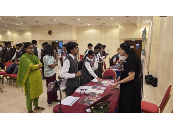 Participants during the fair. 
