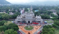 This aerial photograph taken on August 15, 2025 shows a general view of the main building at the Mayo College school in Ajmer. (Photo by Himanshu Sharma / AFP)