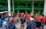 personnel search for survivors at the Al Khoziny Islamic boarding school in Sidoarjo, East Java province on September 30, 2025. (Photo by Juni Kriswanto / AFP)