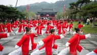 Children perform during the opening ceremony of the 2025 International Wudang Tai Chi Culture Festival in Shiyan, central China's Hubei Province. (Xinhua)
