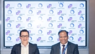 General Manager of Mannai Energy, Abey Rajan and Positive Zero CEO and Co-founder, David Auriau during the signing ceremony.
