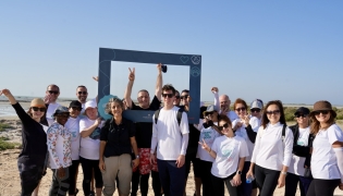 IHG Hotel staff members and Earthna officials during the visit.