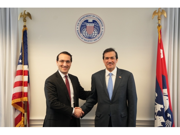 Minister of State for Foreign Trade Affairs H E Dr. Ahmed bin Mohammed Al-Sayed with Under Secretary of Commerce for Industry and Security H E Jeffrey Kessler.