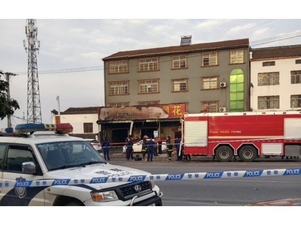 This photo shows the site of a fireworks retail store after explosion in Zhengji Town of Xiangyang City, central China's Hubei Province, Feb. 18, 2026. (Xinhua)
 