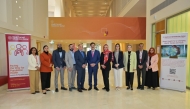 WCM-Q Dean Dr. Javaid Sheikh (centre) with course faculty members.