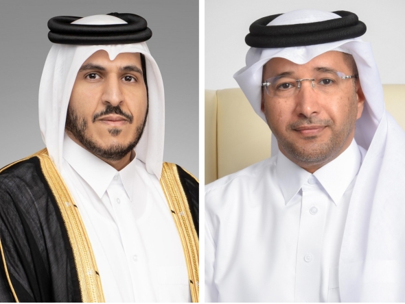 Chairman of AlRayan Bank, H E Sheikh Mohammed bin Hamad bin Qassim Al Thani (left), and Group CEO of AlRayan Bank Fahad bin Abdulla Al Khalifa