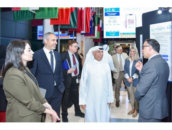 President of UDST Dr. Salem Al-Naemi interacts with experts at the forum. 