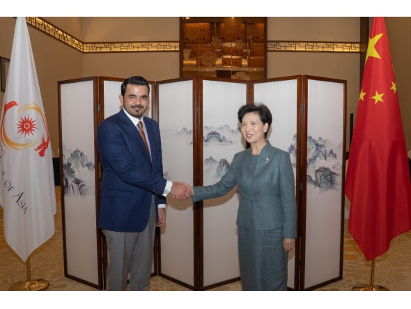 President of the Olympic Council of Asia H E Sheikh Joaan bin Hamad Al Thani during a meeting with State Councillor of the People’s Republic of China H E Shen Yiqin.