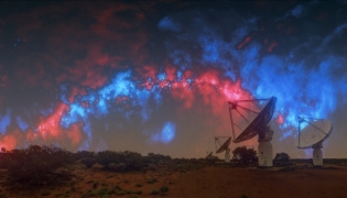 This new map, called SPICE-RACS, works on the principle that light twists as it travels through magnetic fields. It was produced with CSIRO's ASKAP radio telescope on Wajarri Yamaji Country. Credit: CSIRO/Alec Thomson et al./Alex Cherney/Sam Moorfield/ CSIRO
