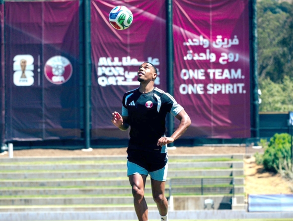 Qatar's defender Pedro Miguel 