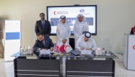Ambassador of the United Kingdom to the State of Qatar H E Neerav Patel and Acting Secretary-General of QRCS, Abdullah Sultan Al-Qatan signing the agreement. 