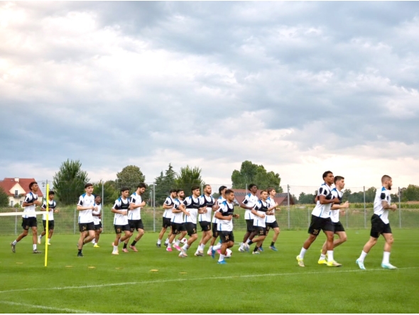 Al Sailiya players during a training session in Radkersburg, Austria.