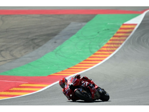 Team Ducati Lenovo Team's Marc Marquez competes in the MotoGP race during the Aragon MotoGP Grand Prix at the Motorland circuit in Alcaniz, northeastern Spain, on August 30, 2026. (Photo by JOSE JORDAN / AFP)