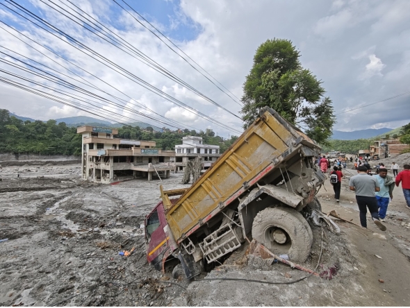 This photo taken on Aug. 31, 2026 shows a mudslide-affected area along the Trishuli River in Nuwakot, Nepal. (Xinhua/Zou Xuemian)