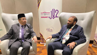 QC Board Member Dr Mohamed bin Jawhar Al-Mohammed and Director-General of the Department of Islamic Development Malaysia Dato’ Dr. Sirajuddin bin Suhaimee, during the meeting.
