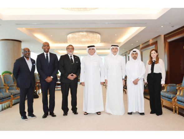 QBA Board Member Sheikh Nawaf bin Nasser Al Thani and Maryland’s Secretary of Commerce H E Harry Coker Jr. with other officials during the meeting.