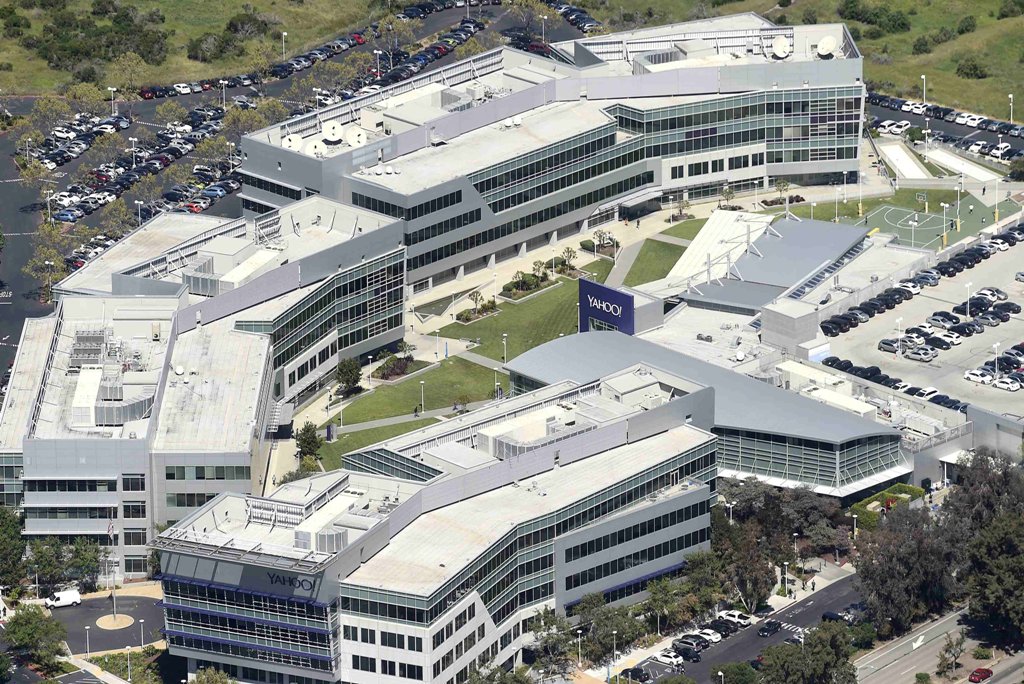 The Yahoo campus is shown in an aerial photo in Sunnyvale, California, U.S. April 6, 2016. REUTERS/Noah Berger/File Photo