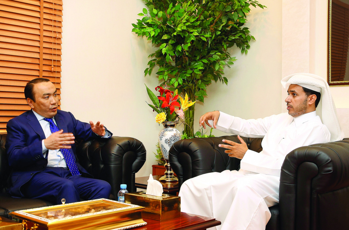 The Ambassador of the Republic of Kazakhstan, Askar Shokybayev, with The Peninsula Editor-In-Chief, Dr. Khalid Al-Shafi at the newspaper’s office in Doha, yesterday. (Pic: Qassim Rahmatullah/The Peninsula)