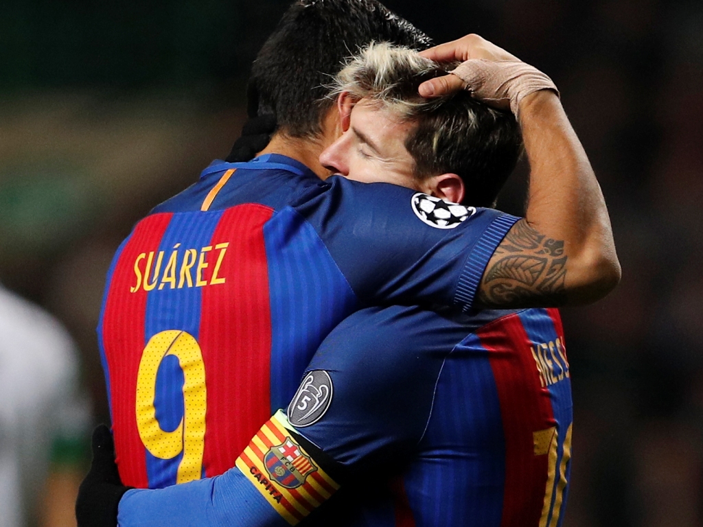 Barcelona's Lionel Messi celebrates scoring their second goal with Luis Suarez Action Images via Reuters / Lee Smith Livepic

