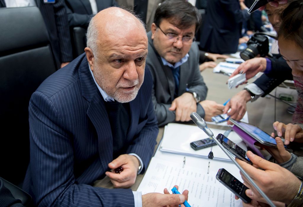 Iran's Oil Minister Bijan Zangeneh attends a meeting of the Organization of the Petroleum Exporting Countries, OPEC, at the OPEC headquarters in Vienna, Austria on November 30, 2016.  AFP / JOE KLAMAR